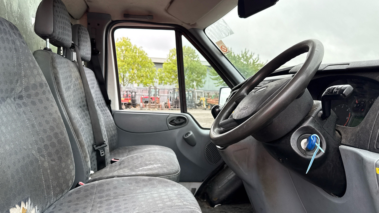 FORD TRANSIT T350 2.2 TDCI 125PS - Véhicule utilitaire benne: photos 5 FORD TRANSIT T350 2.2 TDCI 125PS - Véhicule utilitaire benne: photos 5