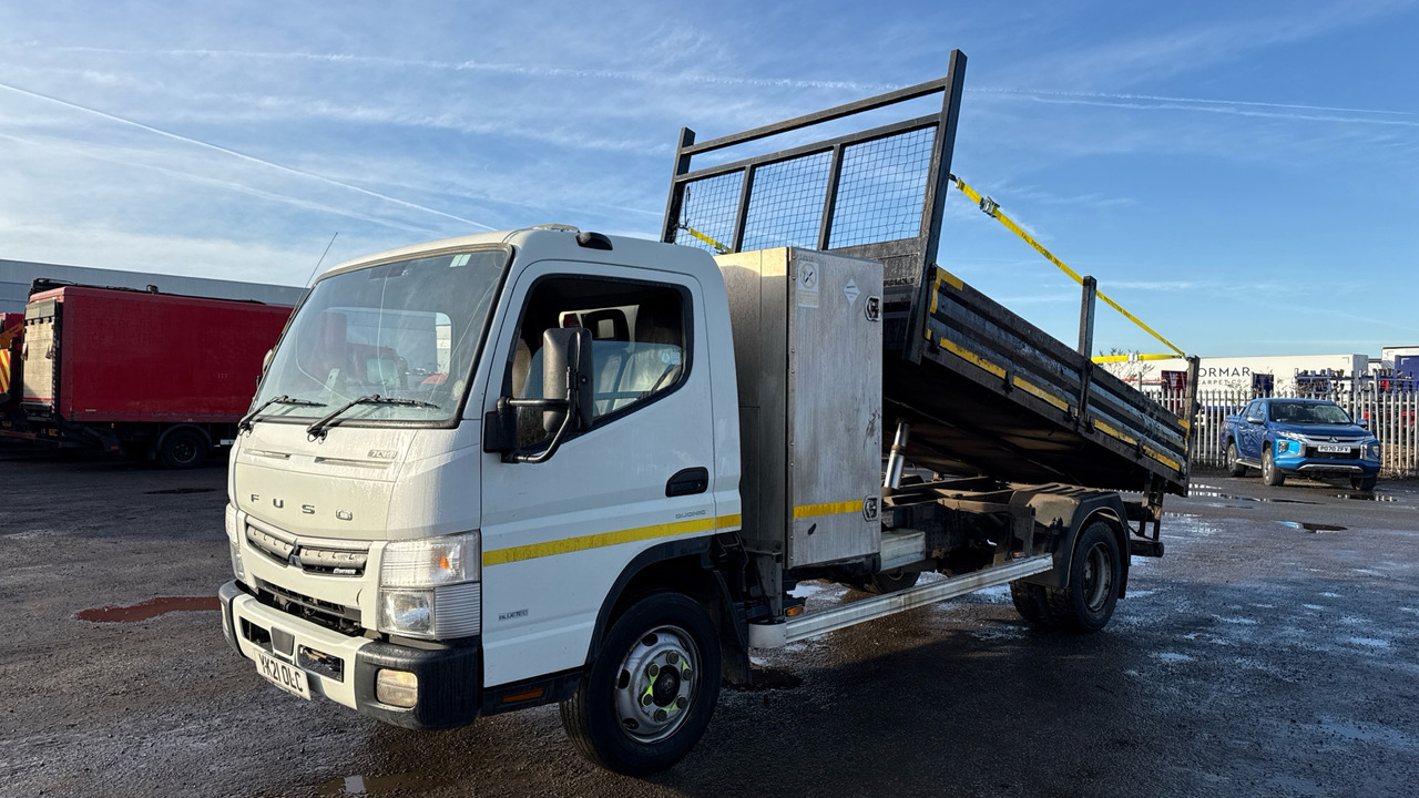 FUSO CANTER 7C15 - Camion benne: photos 2 FUSO CANTER 7C15 - Camion benne: photos 2