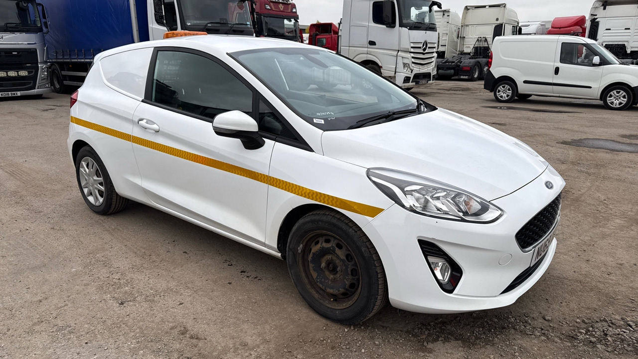 Ford Fiesta 1.5 TDCi - Voiture: photos 1 Ford Fiesta 1.5 TDCi - Voiture: photos 1