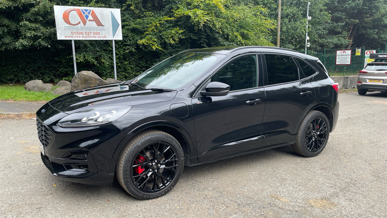 Ford Kuga 2.5 PHEV Black Package Edition CVT - Voiture à hayon: photos 2 Ford Kuga 2.5 PHEV Black Package Edition CVT - Voiture à hayon: photos 2