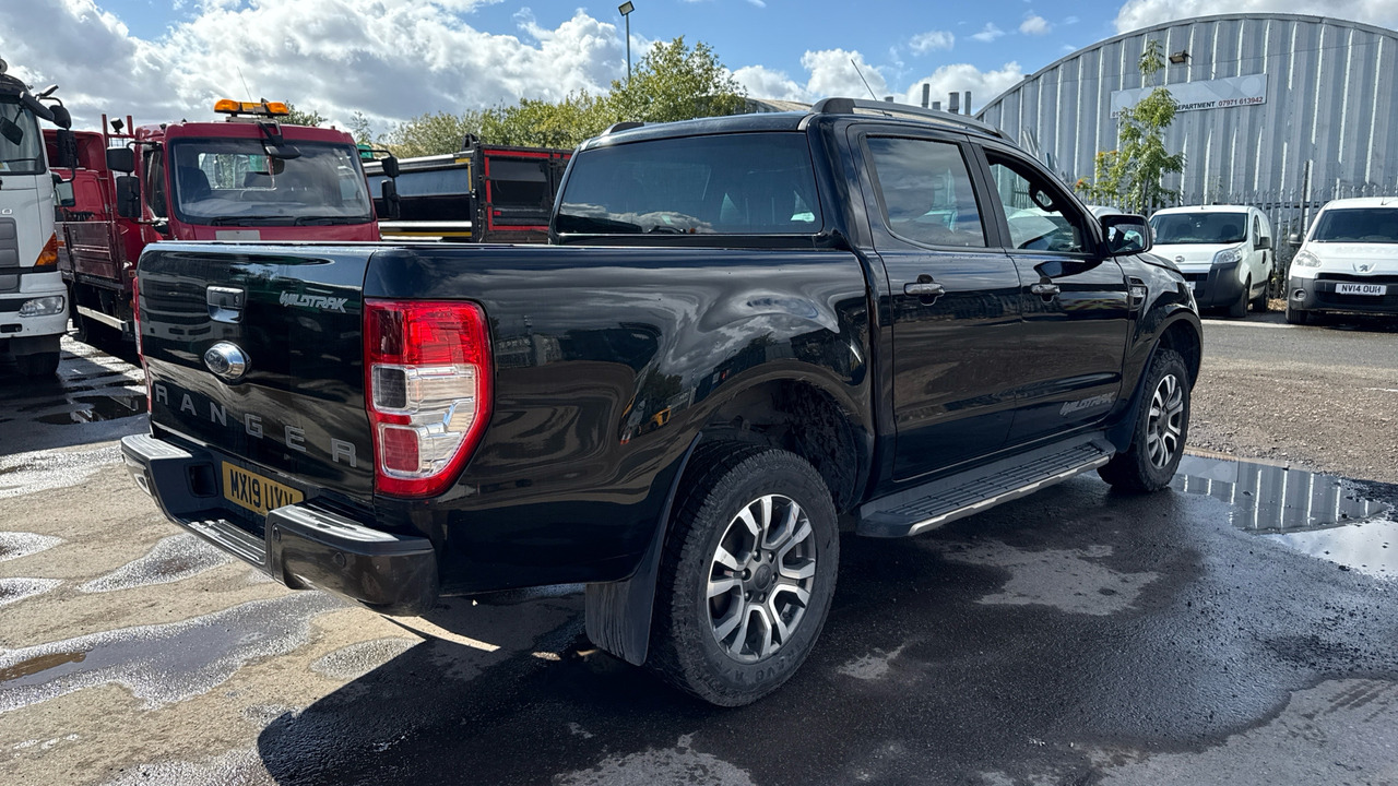 Ford Ranger WILDTRAK 3.2 TDCI 200PS - Pick-up, Utilitaire double cabine: photos 4 Ford Ranger WILDTRAK 3.2 TDCI 200PS - Pick-up, Utilitaire double cabine: photos 4
