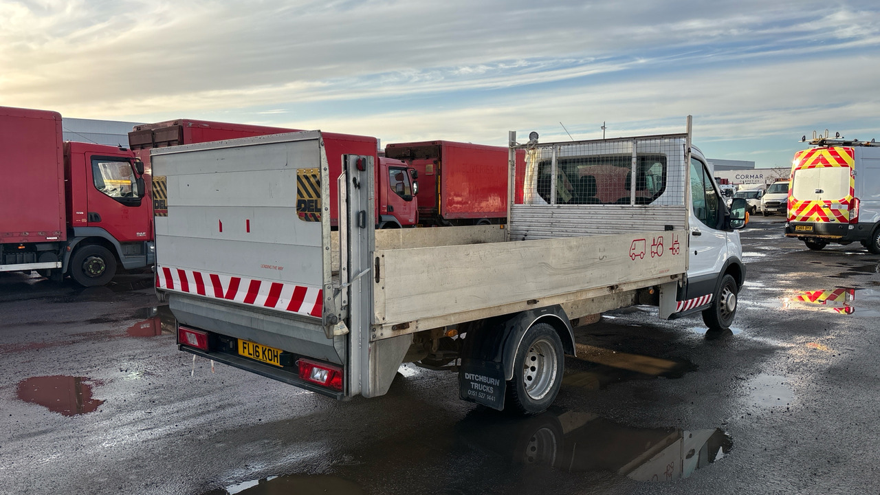 Ford Transit 350 2.2 TDCi 125ps - Fourgon plateau: photos 4 Ford Transit 350 2.2 TDCi 125ps - Fourgon plateau: photos 4