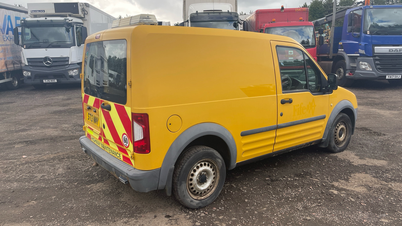 Ford Transit Connect 200 1.8 TDCi 75ps - Fourgonnette: photos 4 Ford Transit Connect 200 1.8 TDCi 75ps - Fourgonnette: photos 4