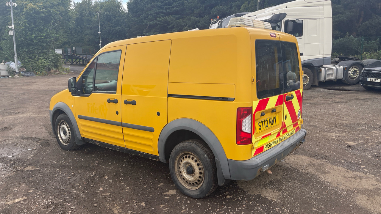 Ford Transit Connect 200 1.8 TDCi 75ps - Fourgonnette: photos 3 Ford Transit Connect 200 1.8 TDCi 75ps - Fourgonnette: photos 3