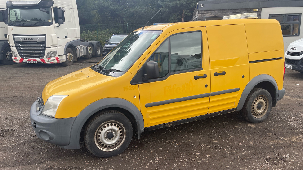 Ford Transit Connect 200 1.8 TDCi 75ps - Fourgonnette: photos 2 Ford Transit Connect 200 1.8 TDCi 75ps - Fourgonnette: photos 2