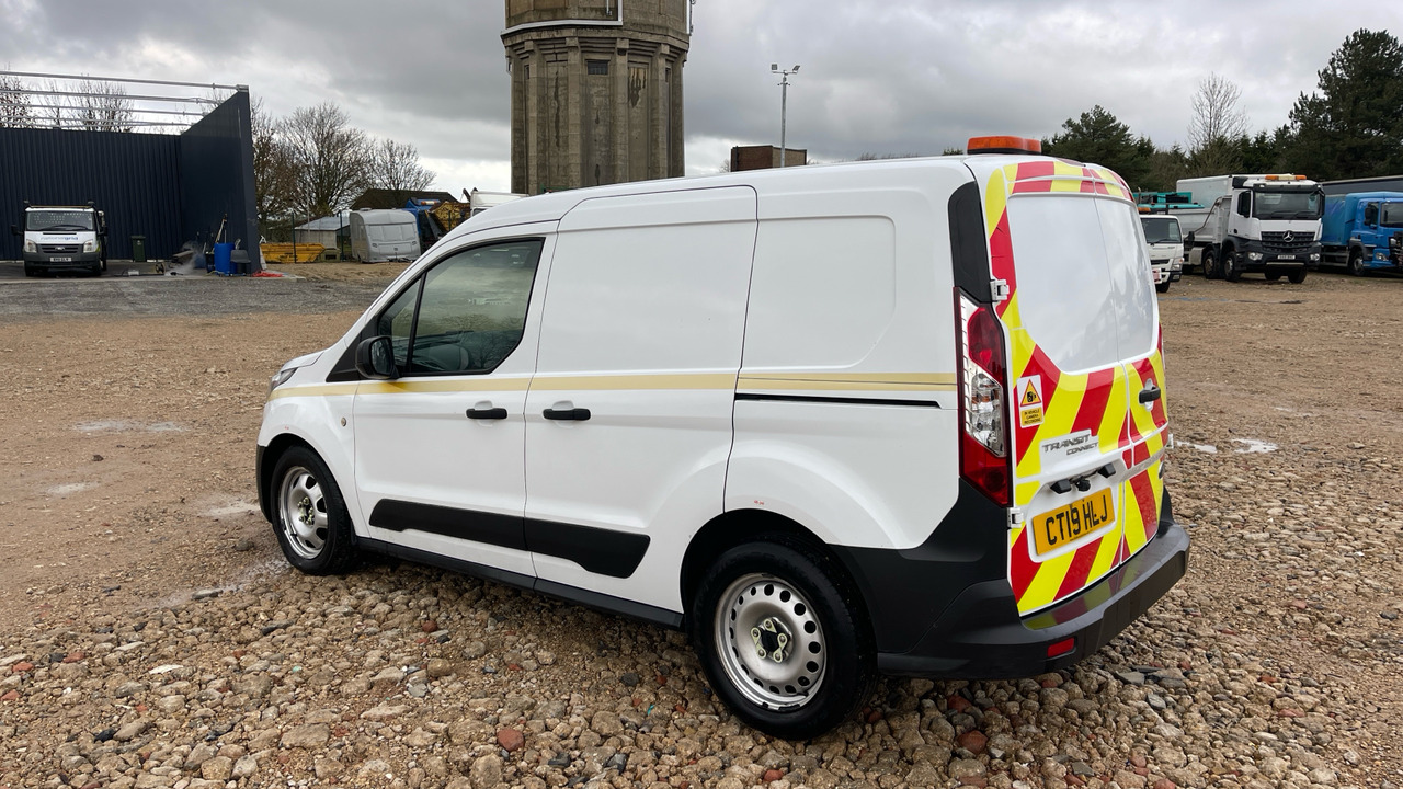 Ford Transit Connect 220 1.5 ECOBLUE 100PS - Fourgonnette: photos 3 Ford Transit Connect 220 1.5 ECOBLUE 100PS - Fourgonnette: photos 3