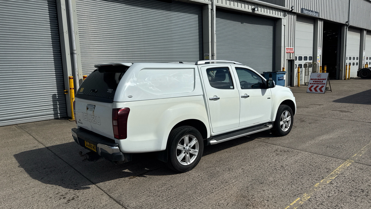 ISUZU D-MAX 1.9 UTAH - Pick-up, Utilitaire double cabine: photos 4 ISUZU D-MAX 1.9 UTAH - Pick-up, Utilitaire double cabine: photos 4