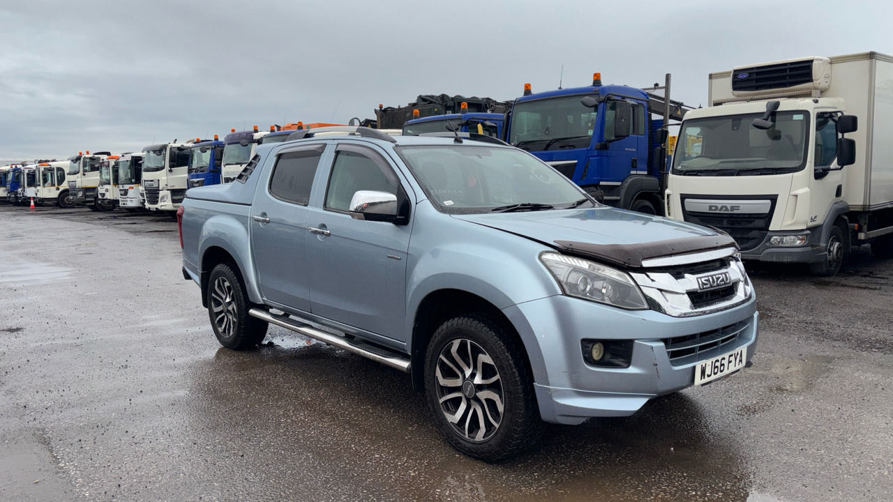 ISUZU D-MAX 2.5TD Centurion - Pick-up, Utilitaire double cabine: photos 1 ISUZU D-MAX 2.5TD Centurion - Pick-up, Utilitaire double cabine: photos 1