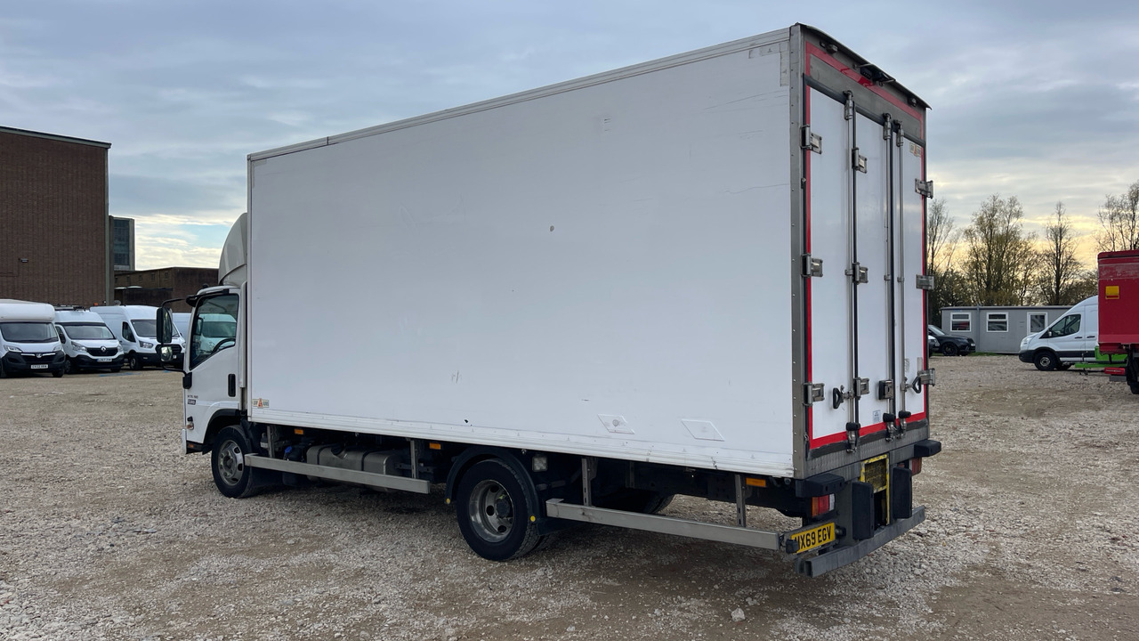 ISUZU N75 190 - Camion frigorifique: photos 3 ISUZU N75 190 - Camion frigorifique: photos 3