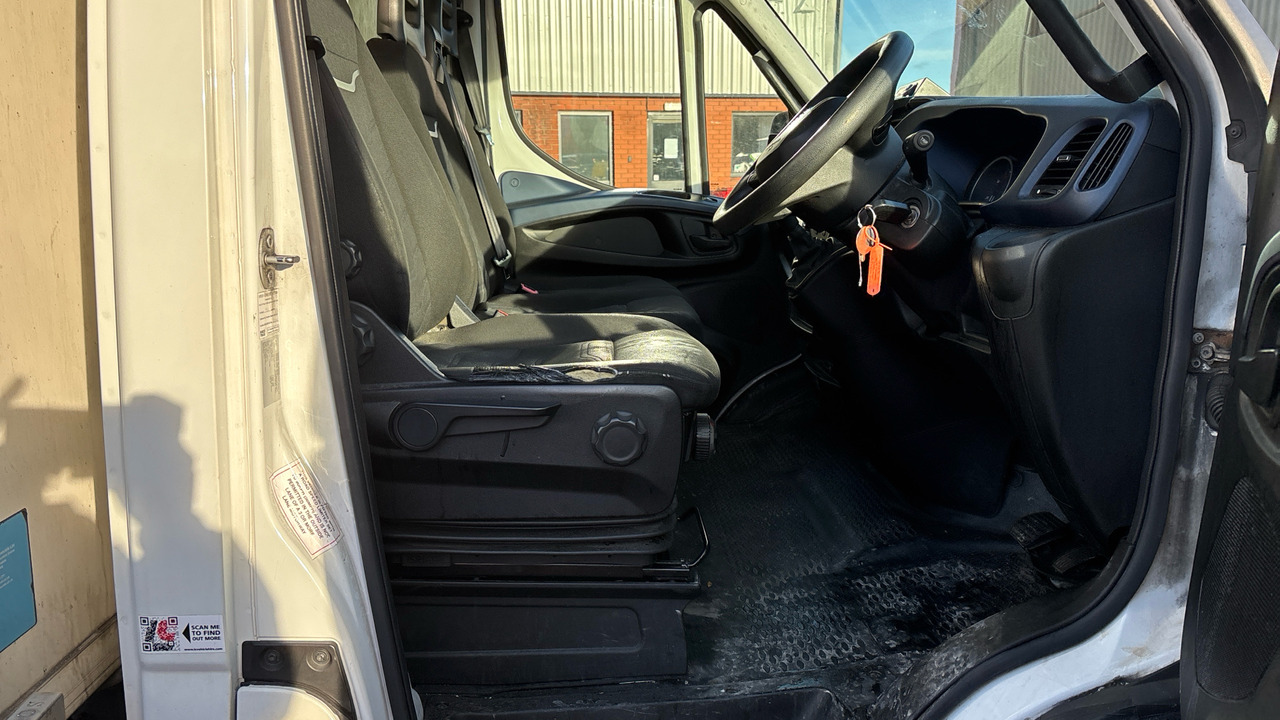 IVECO DAILY 70C18 - Camion frigorifique: photos 5 IVECO DAILY 70C18 - Camion frigorifique: photos 5