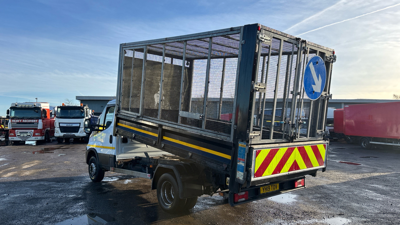 IVECO DAILY 72-180 - Camion benne: photos 3 IVECO DAILY 72-180 - Camion benne: photos 3