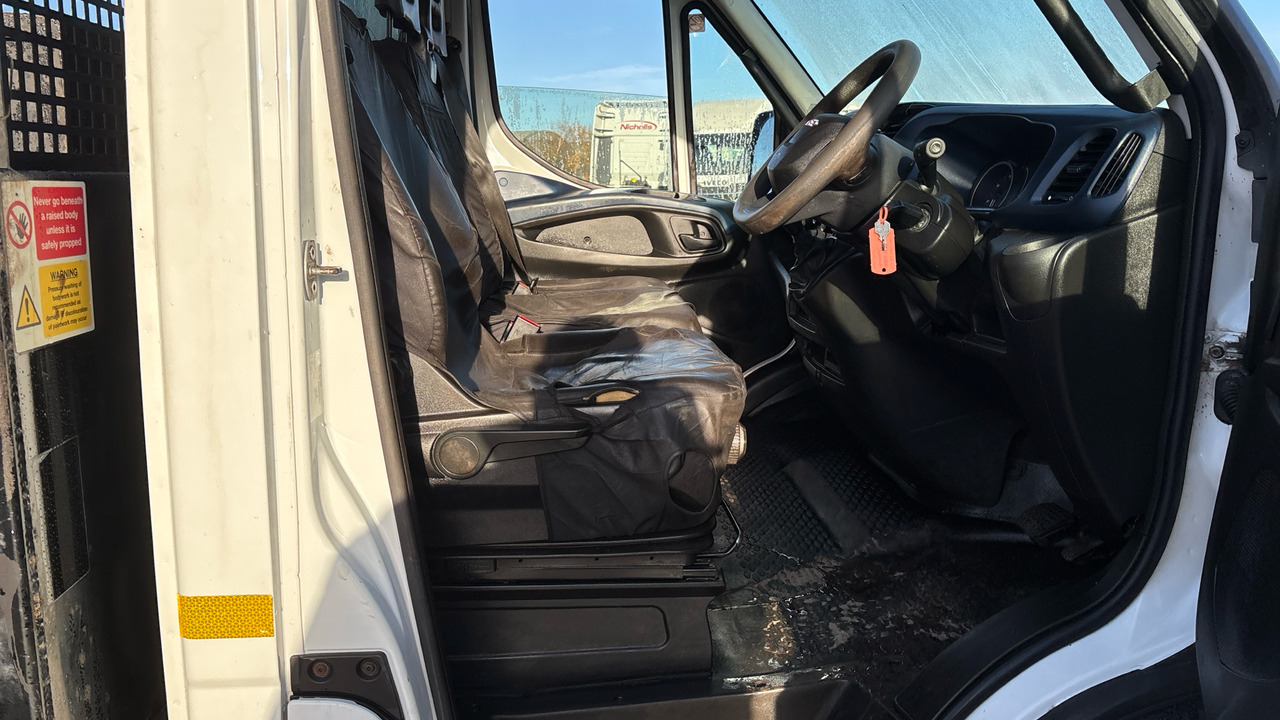 IVECO DAILY 72-180 - Camion benne: photos 5 IVECO DAILY 72-180 - Camion benne: photos 5