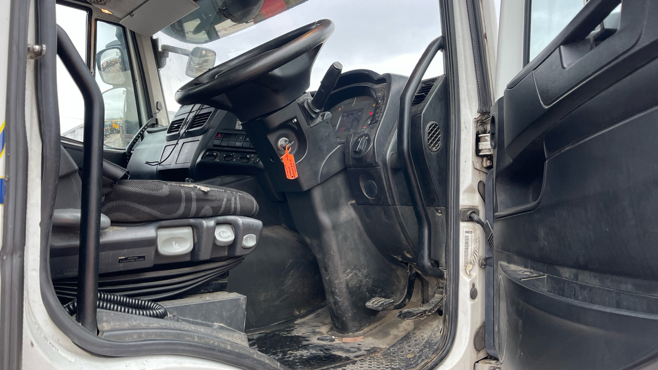 IVECO STRALIS 400 - Camion plateau, Camion grue: photos 5 IVECO STRALIS 400 - Camion plateau, Camion grue: photos 5