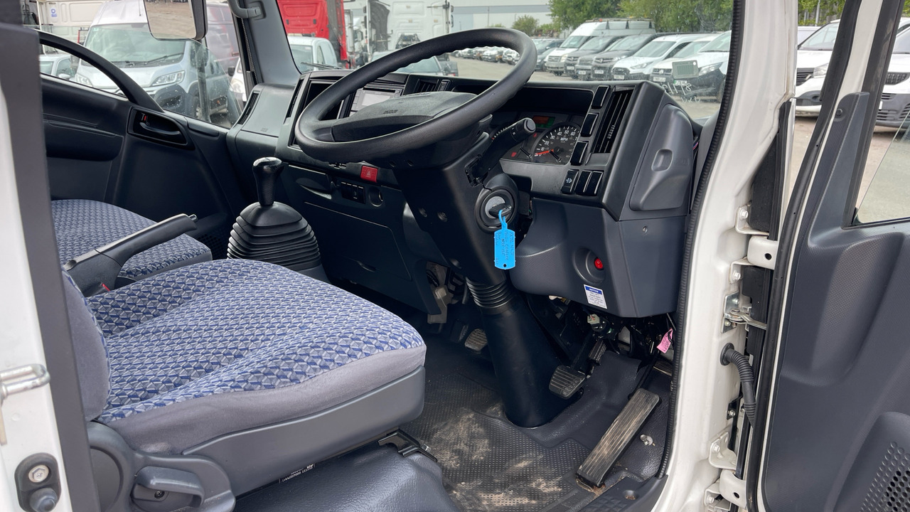 Isuzu Grafter N35.125 - Fourgon: photos 5 Isuzu Grafter N35.125 - Fourgon: photos 5