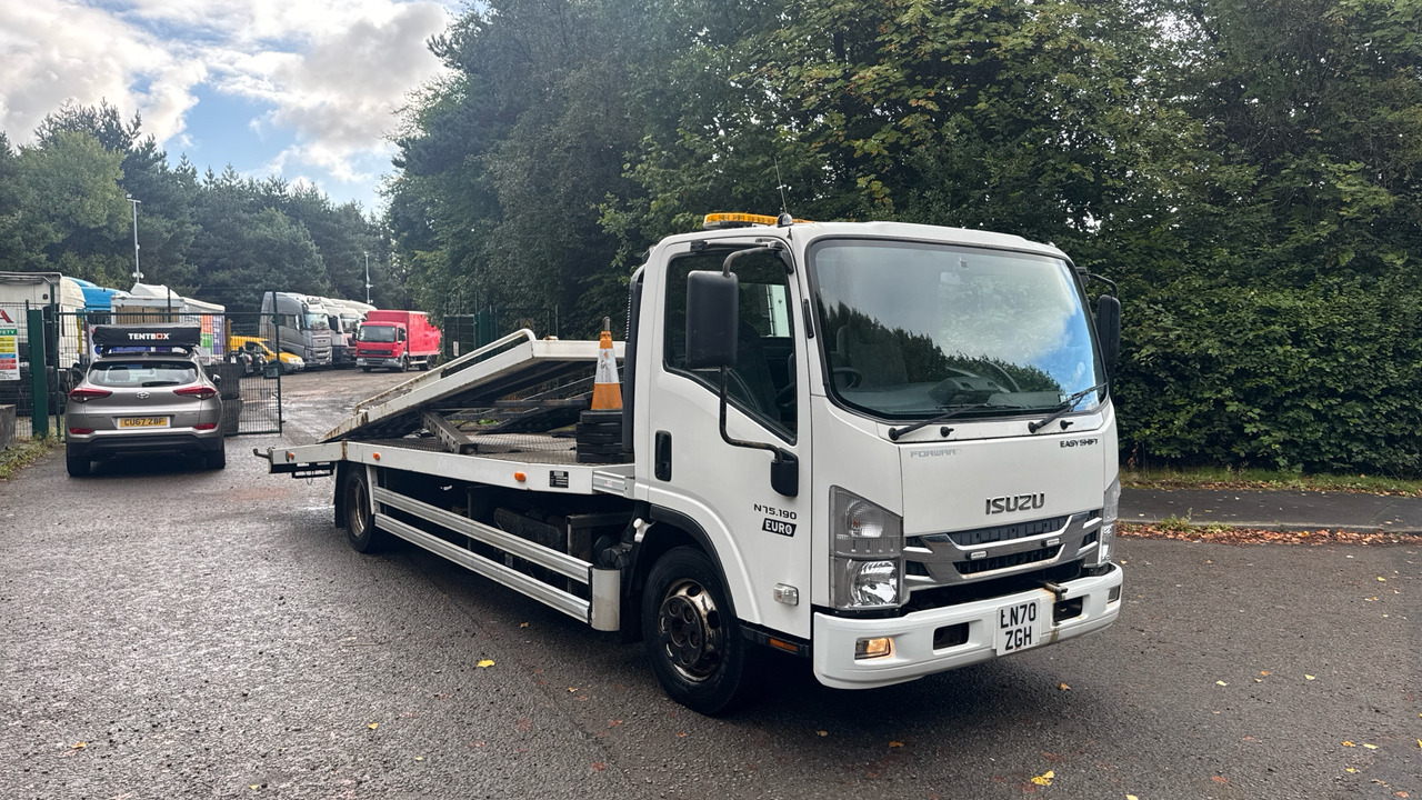 Isuzu N75 190 - Camion porte-voitures: photos 1 Isuzu N75 190 - Camion porte-voitures: photos 1