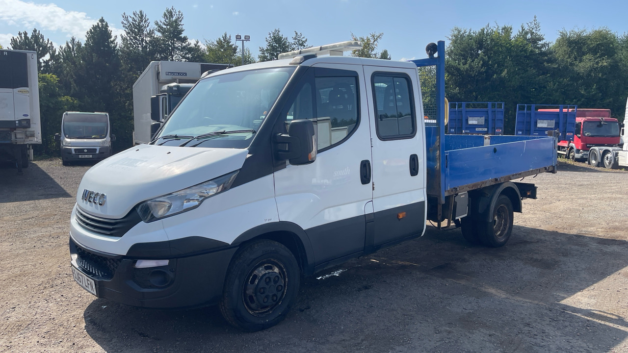 Iveco Daily 2.3 35-140 3750 WB - Véhicule utilitaire benne: photos 2 Iveco Daily 2.3 35-140 3750 WB - Véhicule utilitaire benne: photos 2