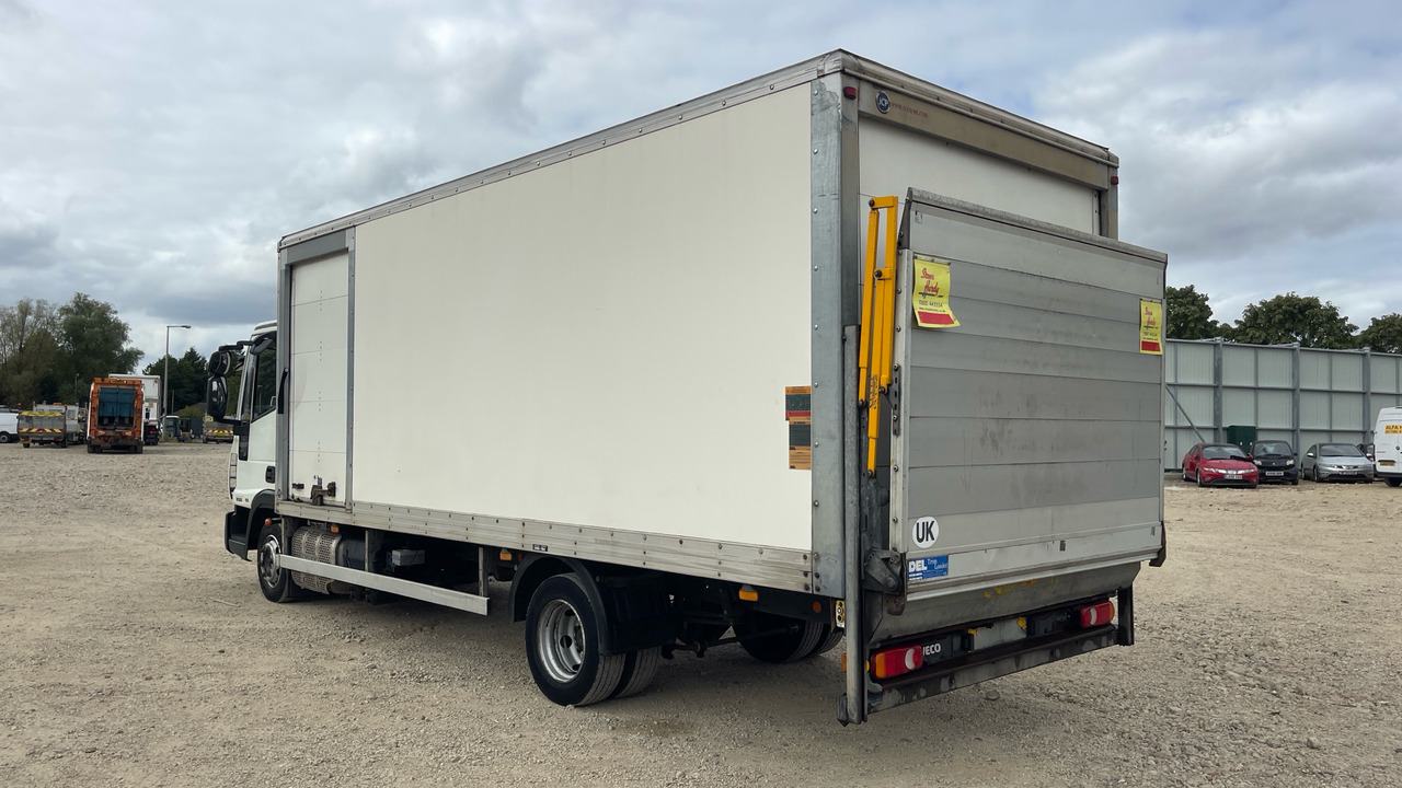 Iveco Eurocargo 75E16 - Camion fourgon: photos 3 Iveco Eurocargo 75E16 - Camion fourgon: photos 3