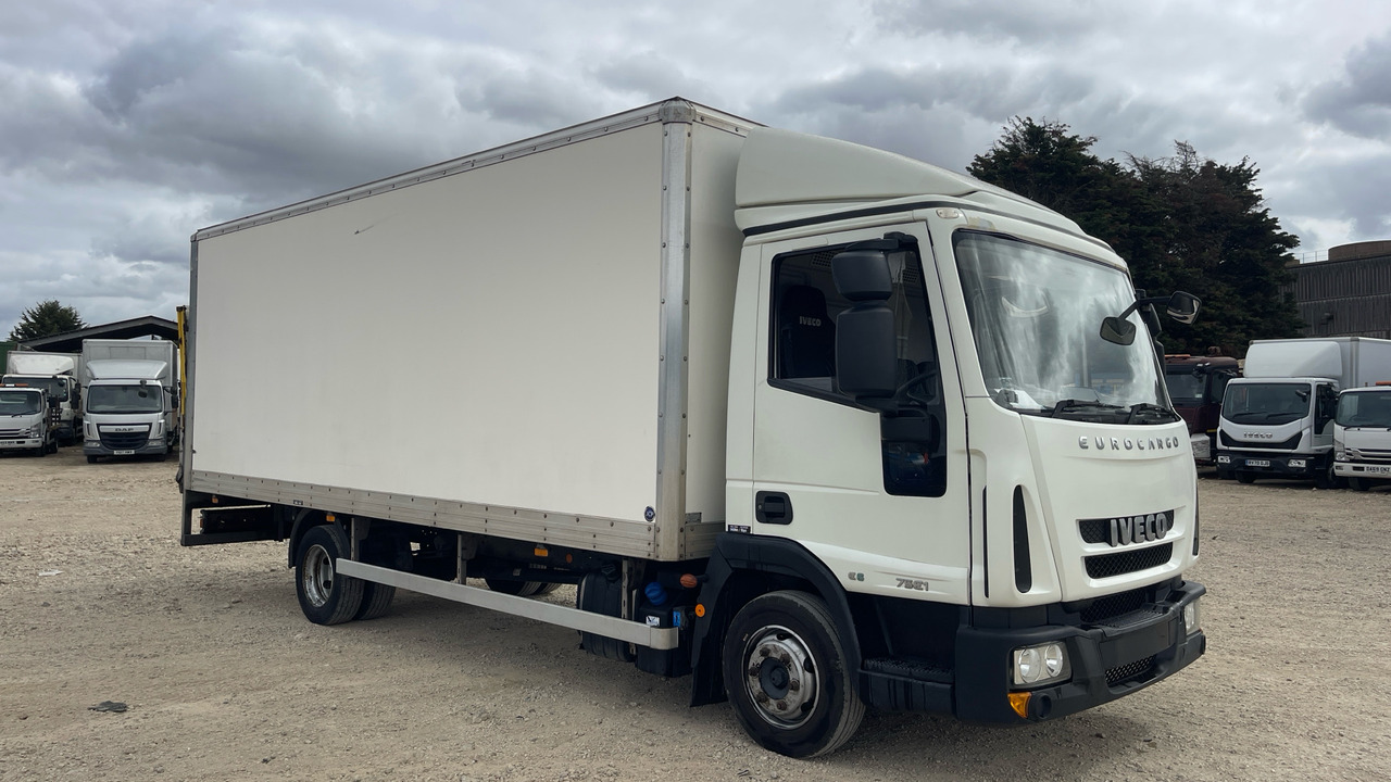 Iveco Eurocargo 75E16 - Camion fourgon: photos 1 Iveco Eurocargo 75E16 - Camion fourgon: photos 1