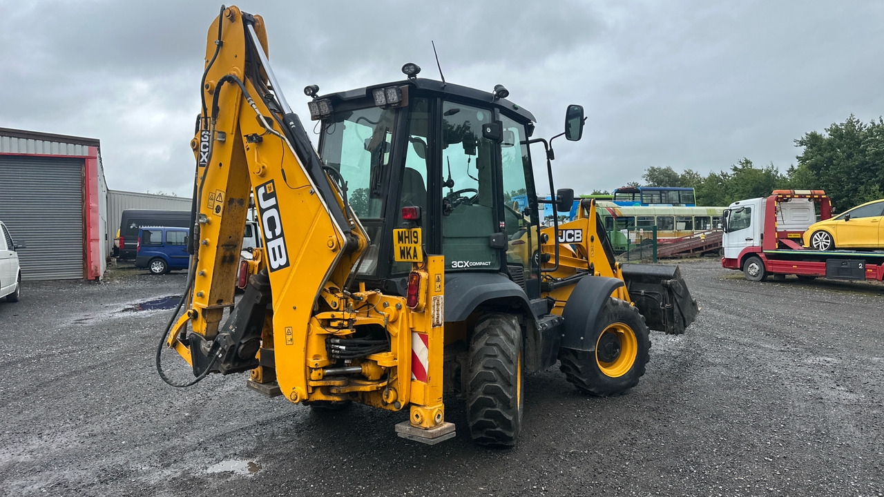 JCB 3CX Compact 4WS - Tractopelle: photos 4 JCB 3CX Compact 4WS - Tractopelle: photos 4