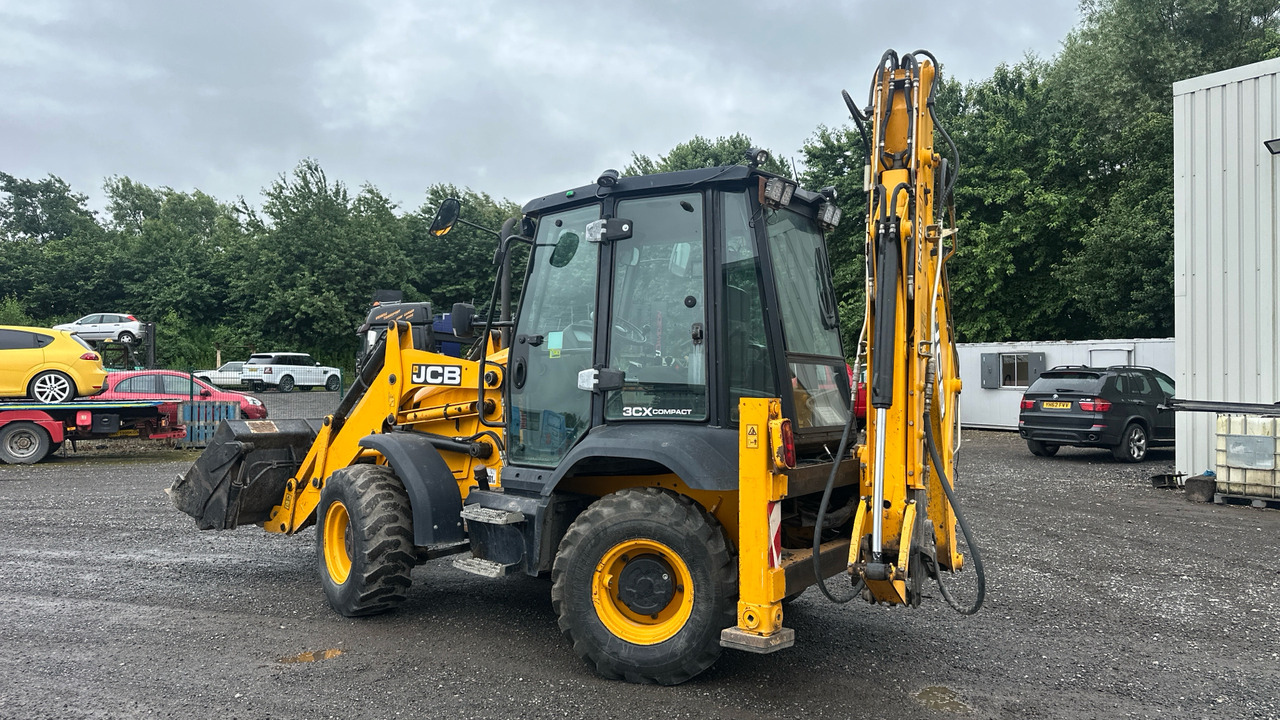 JCB 3CX Compact 4WS - Tractopelle: photos 3 JCB 3CX Compact 4WS - Tractopelle: photos 3