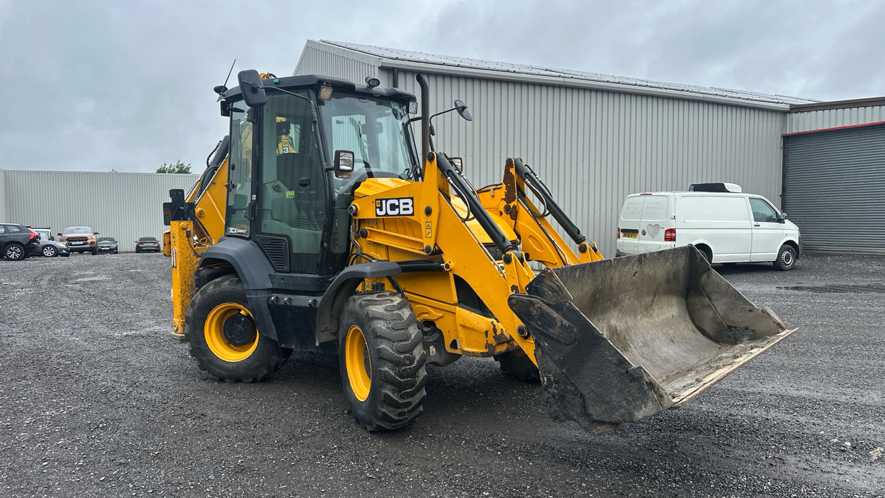 JCB 3CX Compact 4WS - Tractopelle: photos 1 JCB 3CX Compact 4WS - Tractopelle: photos 1
