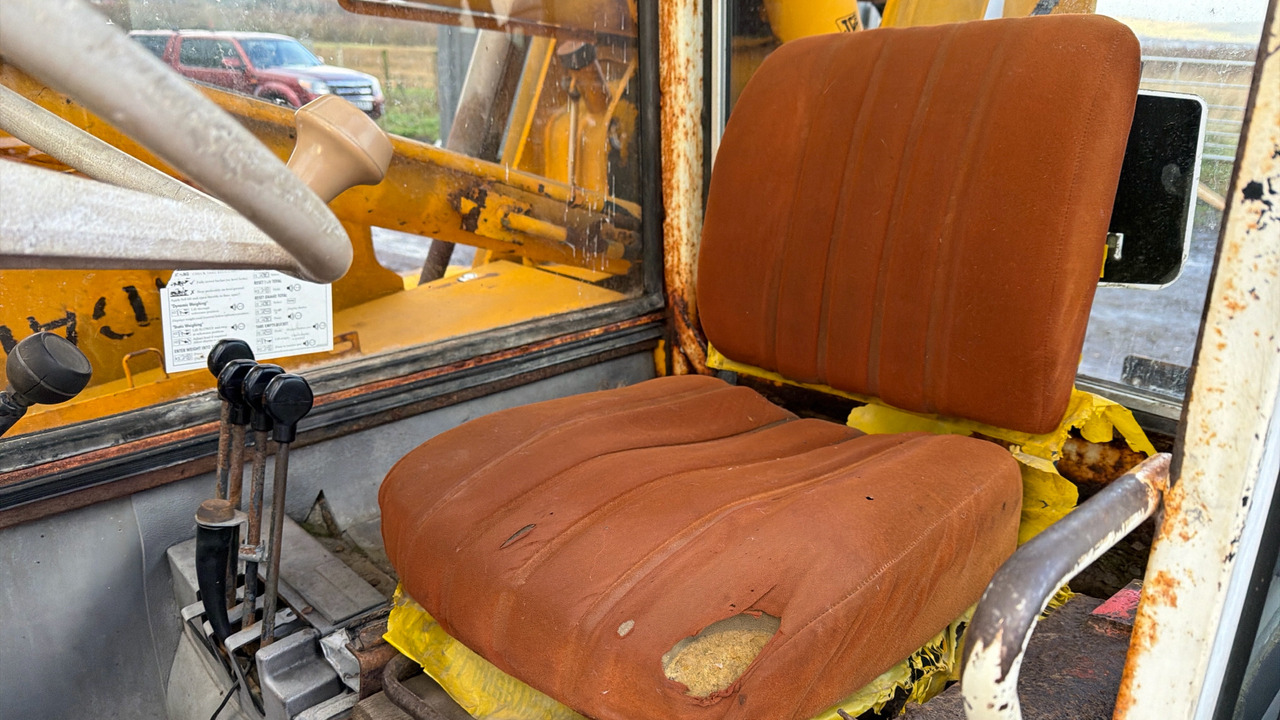 JCB 520-4 - Chariot télescopique: photos 5 JCB 520-4 - Chariot télescopique: photos 5