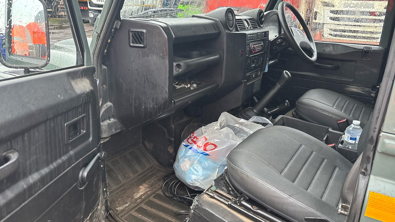 Pick-up LAND ROVER DEFENDER 110 TDCI: photos 17