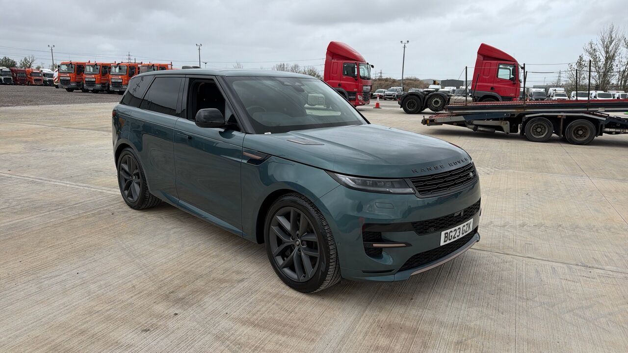 Land Rover Range Rover Sport 3.0 P440E DYNAMIC SE PHEV - SUV: photos 1 Land Rover Range Rover Sport 3.0 P440E DYNAMIC SE PHEV - SUV: photos 1