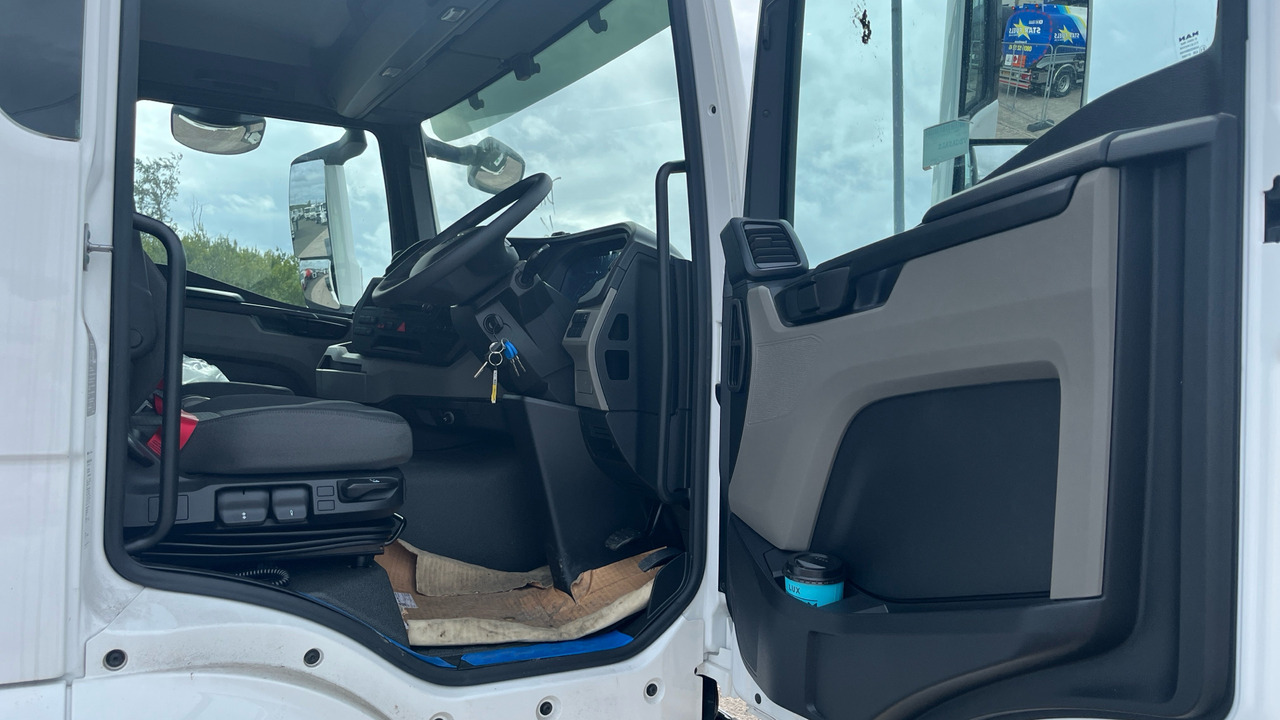 MAN TGS 26.360 - Châssis cabine: photos 5 MAN TGS 26.360 - Châssis cabine: photos 5