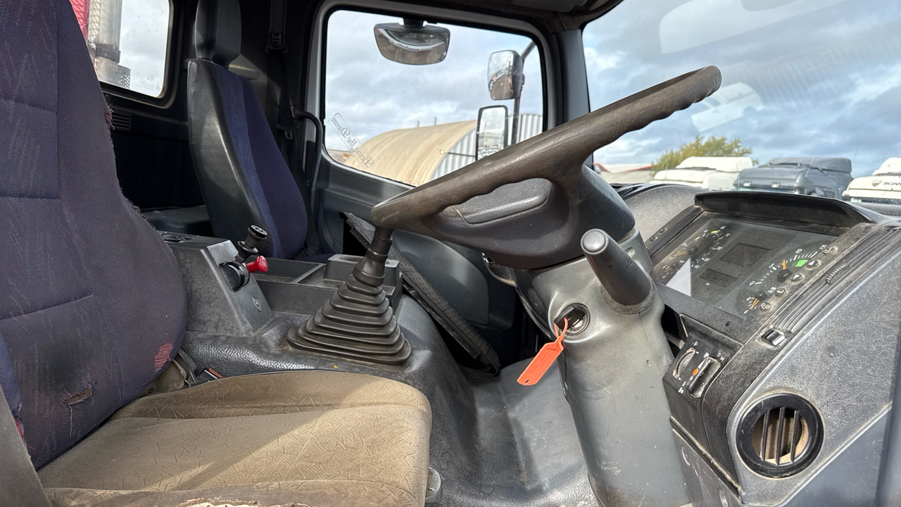 MERCEDES ATEGO 1823 - Camion multibenne: photos 5 MERCEDES ATEGO 1823 - Camion multibenne: photos 5