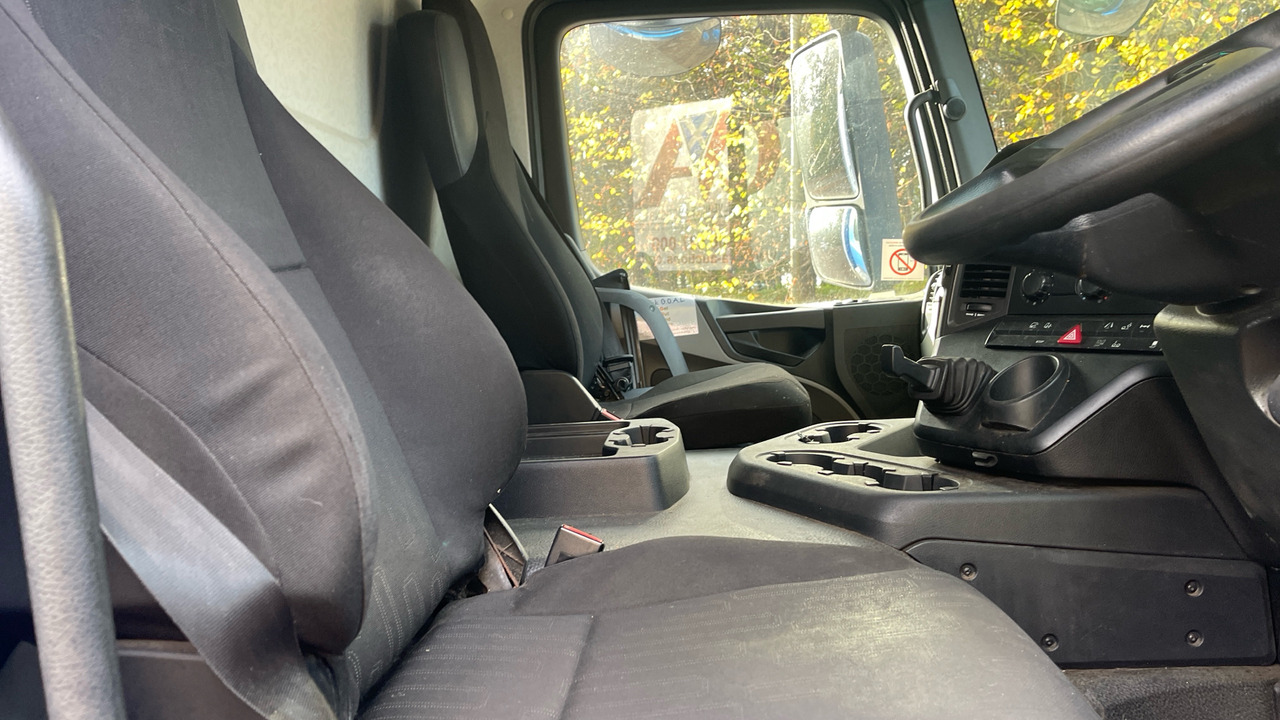 MERCEDES-BENZ ANTOS 2532 - Camion à rideaux coulissants: photos 5 MERCEDES-BENZ ANTOS 2532 - Camion à rideaux coulissants: photos 5