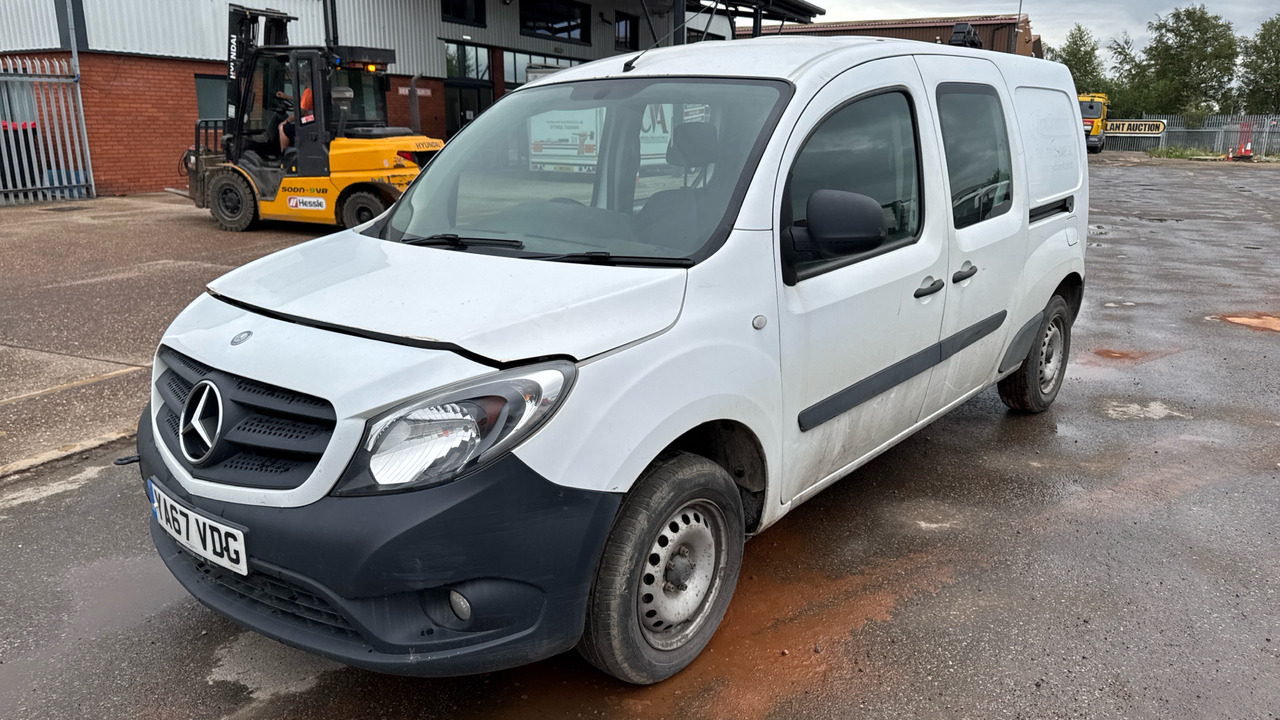 MERCEDES-BENZ CITAN 109 CDI - Utilitaire double cabine: photos 3 MERCEDES-BENZ CITAN 109 CDI - Utilitaire double cabine: photos 3