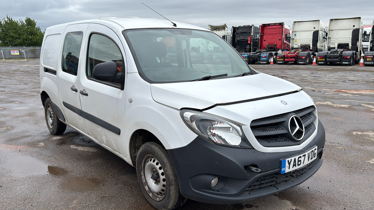 MERCEDES-BENZ CITAN 109 CDI - Utilitaire double cabine: photos 1 MERCEDES-BENZ CITAN 109 CDI - Utilitaire double cabine: photos 1