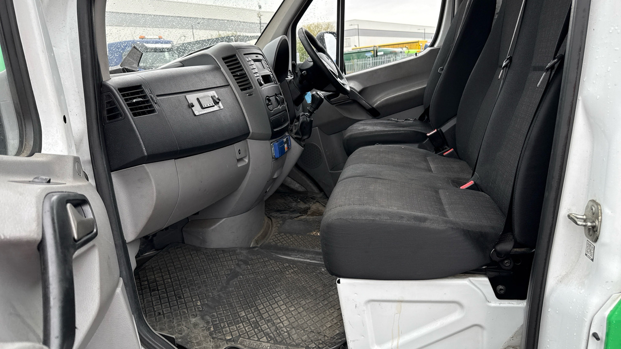 Châssis cabine MERCEDES-BENZ SPRINTER 313 CDI: photos 16