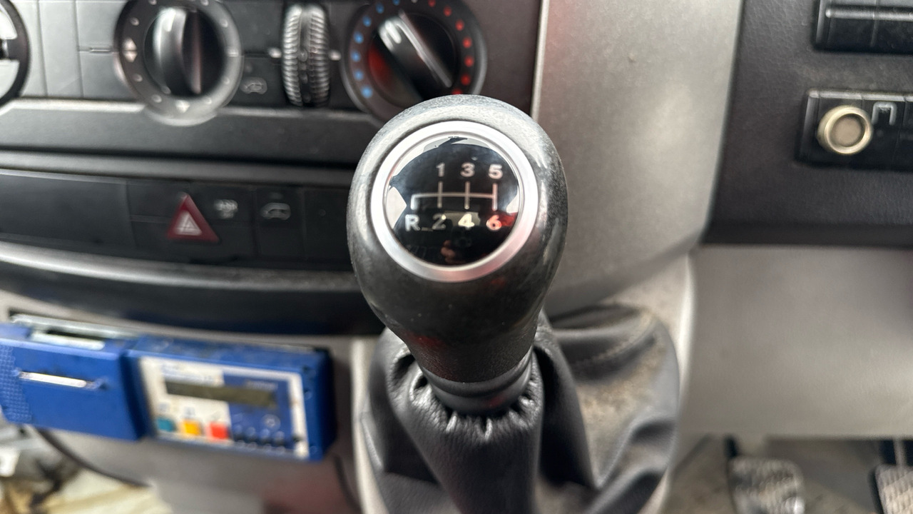 Châssis cabine MERCEDES-BENZ SPRINTER 313 CDI: photos 10