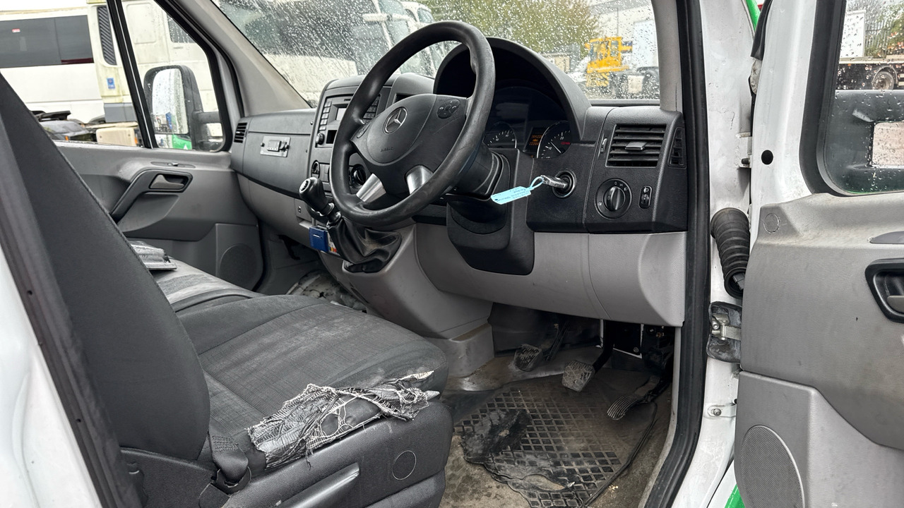 MERCEDES-BENZ SPRINTER 313 CDI - Châssis cabine: photos 5 MERCEDES-BENZ SPRINTER 313 CDI - Châssis cabine: photos 5