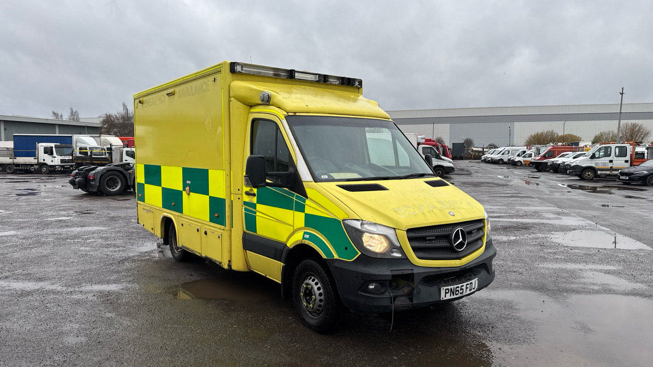 MERCEDES-BENZ SPRINTER 519 CDI - Ambulance: photos 1 MERCEDES-BENZ SPRINTER 519 CDI - Ambulance: photos 1