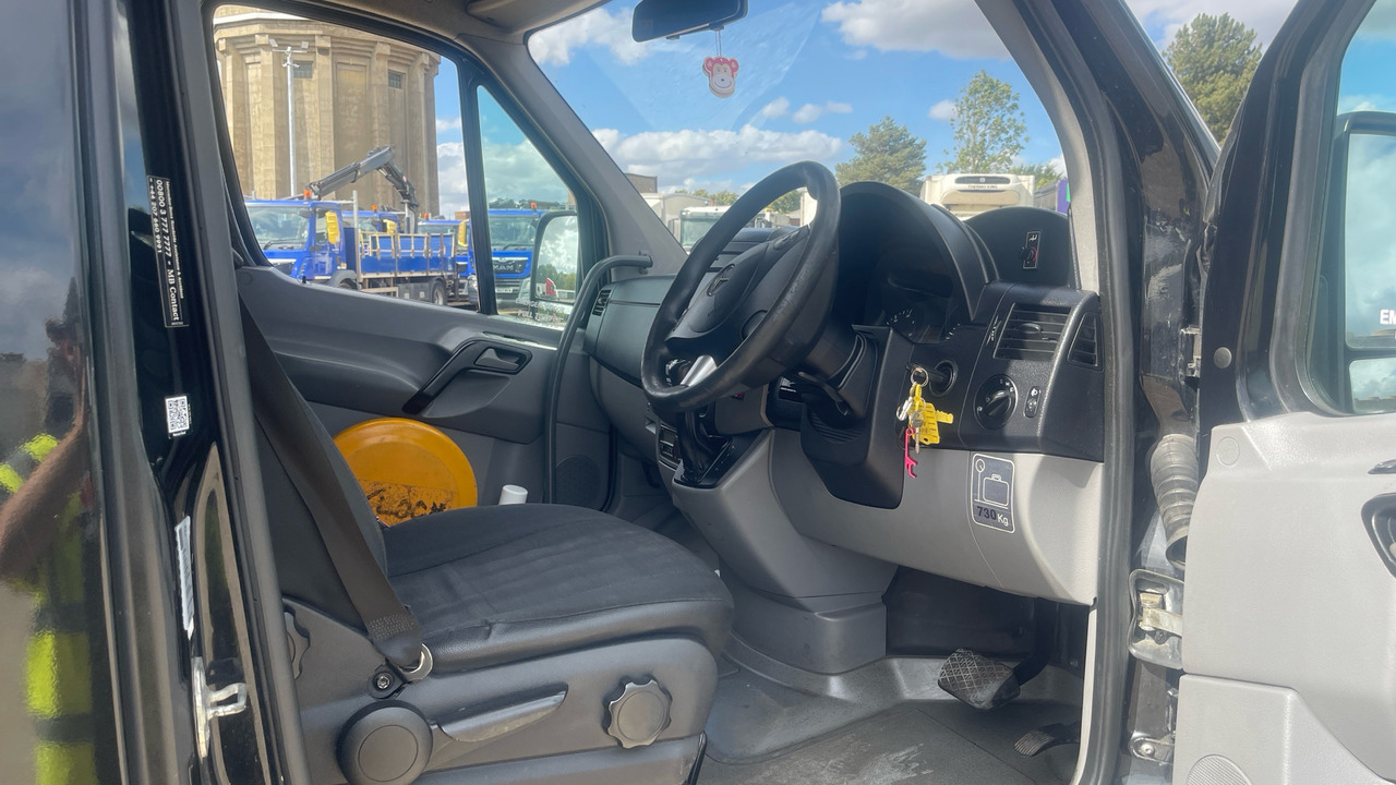 MERCEDES-BENZ SPRINTER TRANSFER 35 - Minibus, Transport de personnes: photos 5 MERCEDES-BENZ SPRINTER TRANSFER 35 - Minibus, Transport de personnes: photos 5