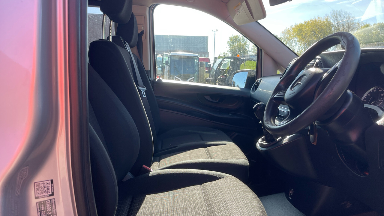MERCEDES-BENZ VITO 114 CDI - Utilitaire double cabine: photos 5 MERCEDES-BENZ VITO 114 CDI - Utilitaire double cabine: photos 5