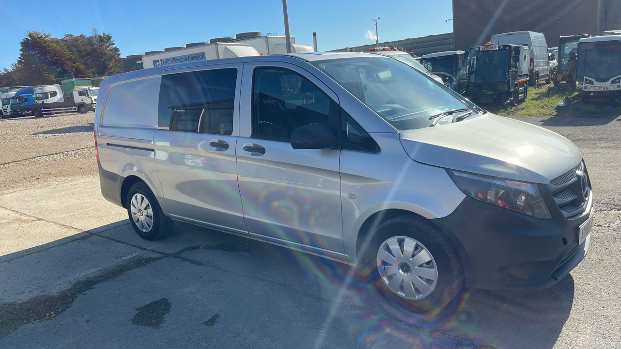 MERCEDES-BENZ VITO 114 CDI - Utilitaire double cabine: photos 1 MERCEDES-BENZ VITO 114 CDI - Utilitaire double cabine: photos 1