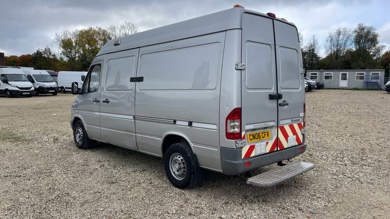 MERCEDES SPRINTER 316 CDI - Fourgon utilitaire: photos 3 MERCEDES SPRINTER 316 CDI - Fourgon utilitaire: photos 3