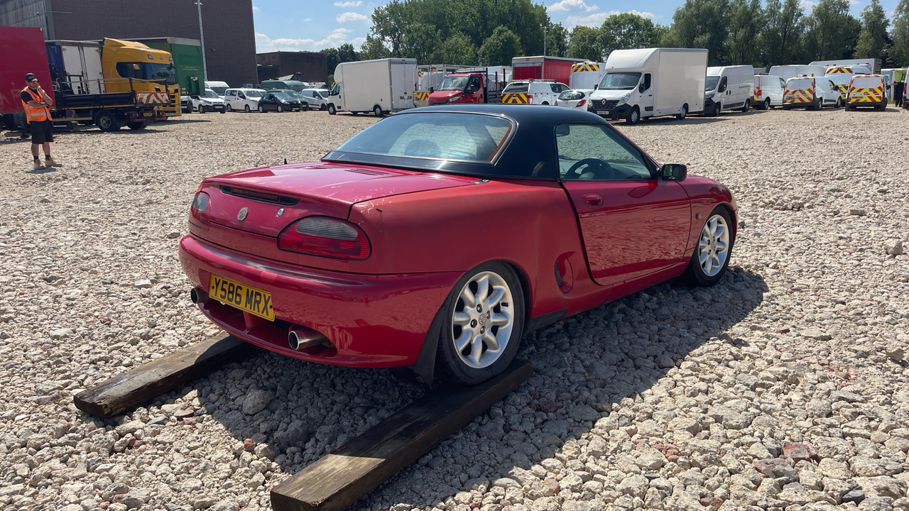 MG MGF - Voiture: photos 4 MG MGF - Voiture: photos 4