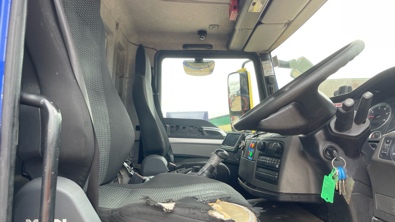 Man TGM 18.250 - Camion plateau, Camion grue: photos 5 Man TGM 18.250 - Camion plateau, Camion grue: photos 5