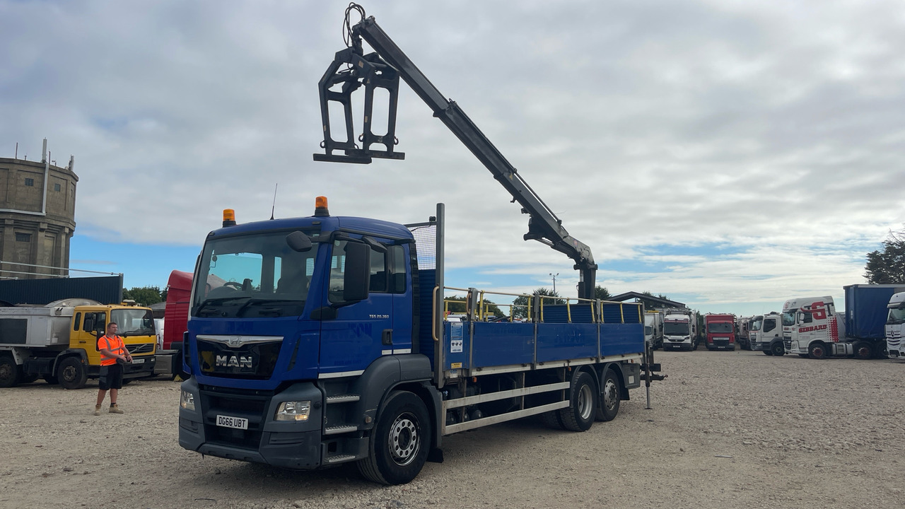 Man TGS 26.360 - Camion plateau, Camion grue: photos 2 Man TGS 26.360 - Camion plateau, Camion grue: photos 2