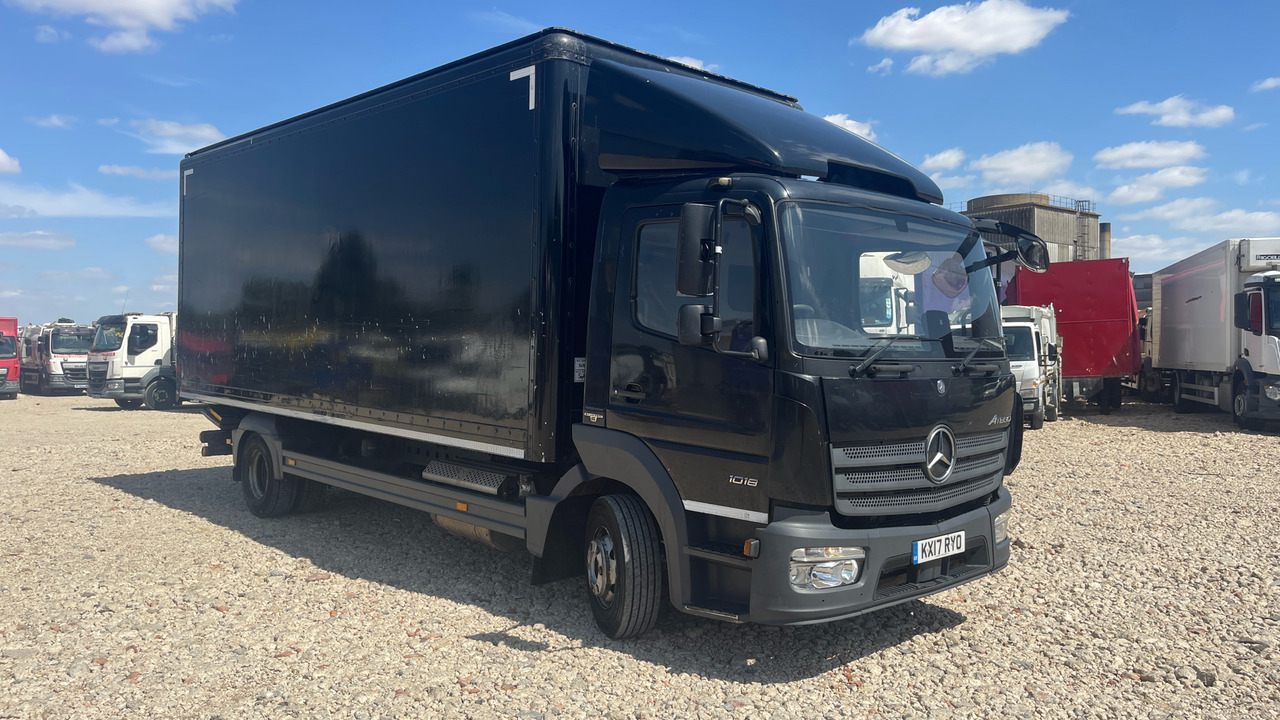 Mercedes-Benz Atego 1018 - Camion fourgon: photos 1 Mercedes-Benz Atego 1018 - Camion fourgon: photos 1