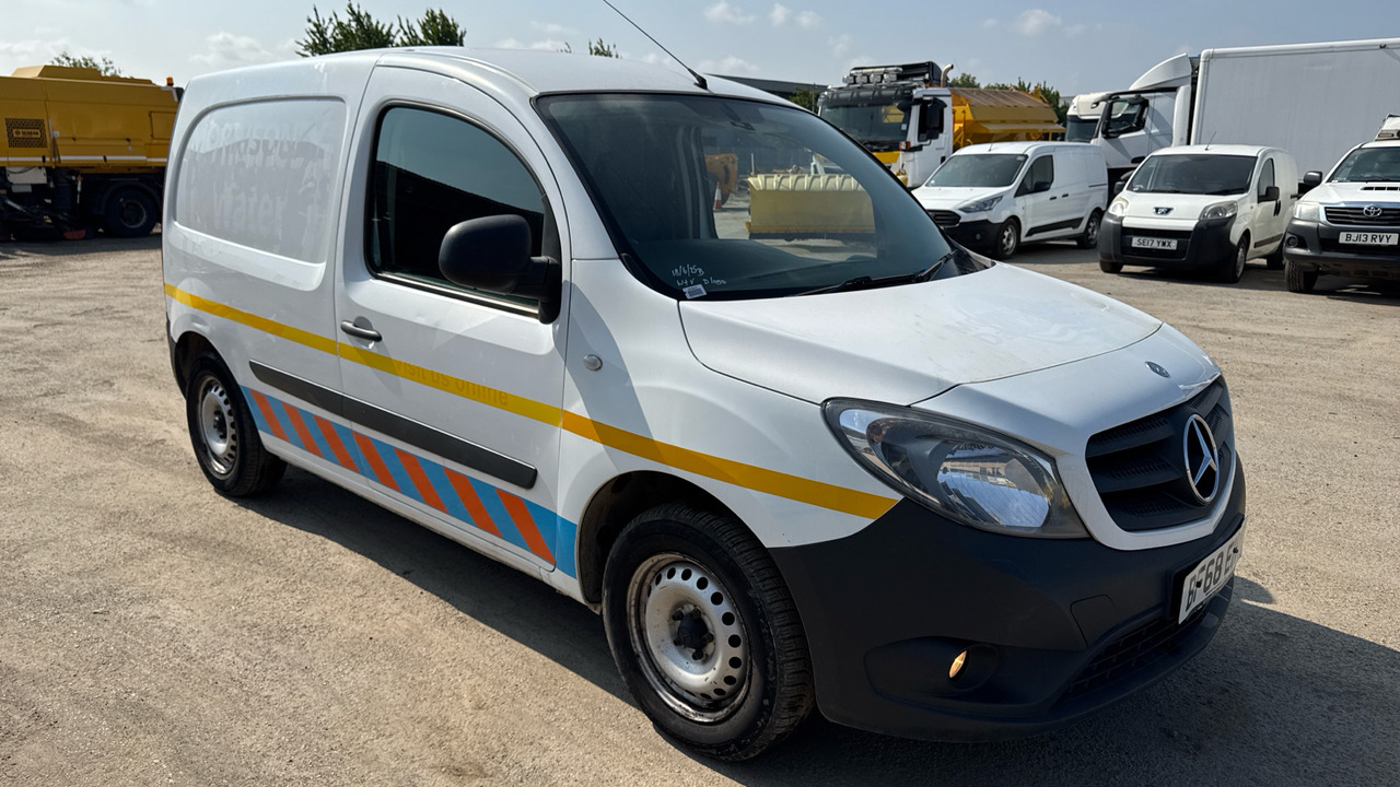 Mercedes-Benz Citan 109 CDI - Fourgon utilitaire: photos 1 Mercedes-Benz Citan 109 CDI - Fourgon utilitaire: photos 1