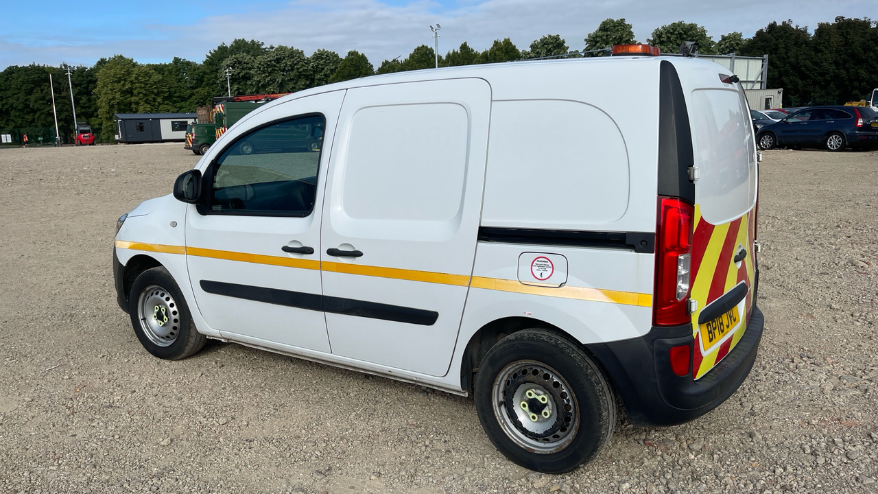 Mercedes-Benz Citan 109 CDI - Fourgon utilitaire: photos 3 Mercedes-Benz Citan 109 CDI - Fourgon utilitaire: photos 3