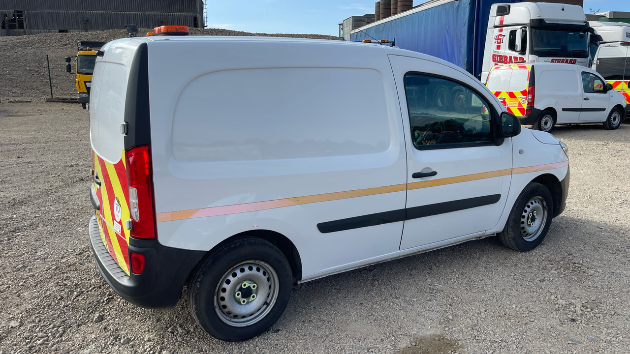Mercedes-Benz Citan 109 CDI - Fourgon utilitaire: photos 4 Mercedes-Benz Citan 109 CDI - Fourgon utilitaire: photos 4