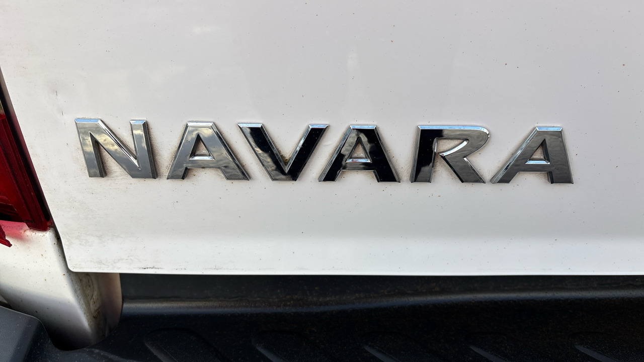 Pick-up Nissan Navara Tekna 2.3 DCI 190PS: photos 21