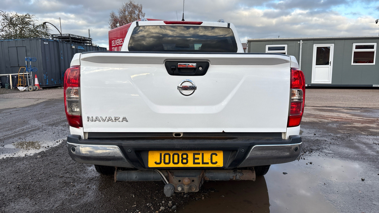 Pick-up Nissan Navara Tekna 2.3 DCI 190PS: photos 23